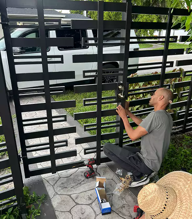 Driveway Gate Repair in Oakland, FL
