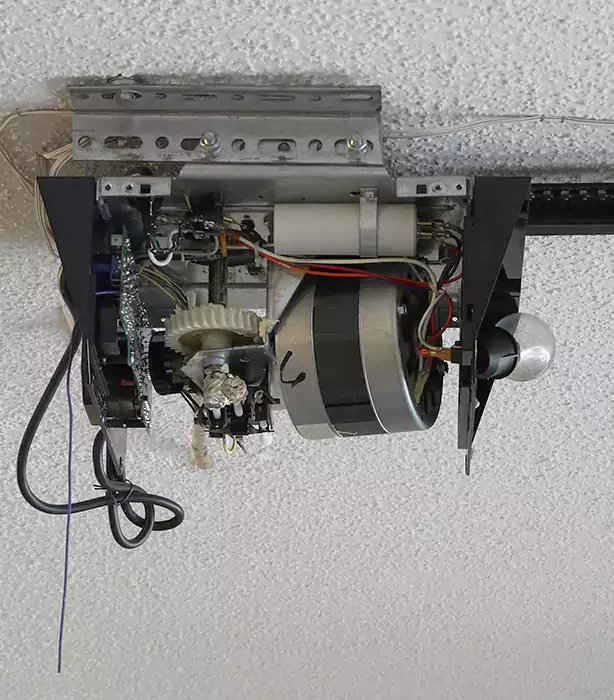 Garage Door Motor Replacement in Oakland, FL