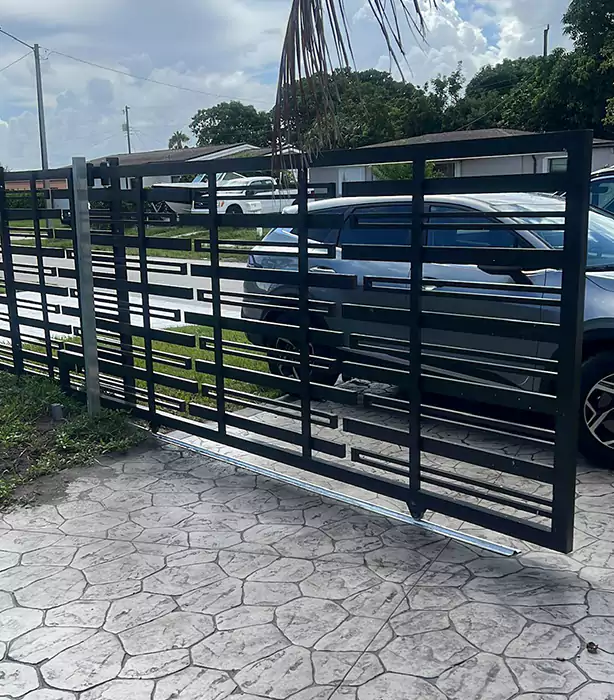 Iron Gate Repair in Oakland, FL