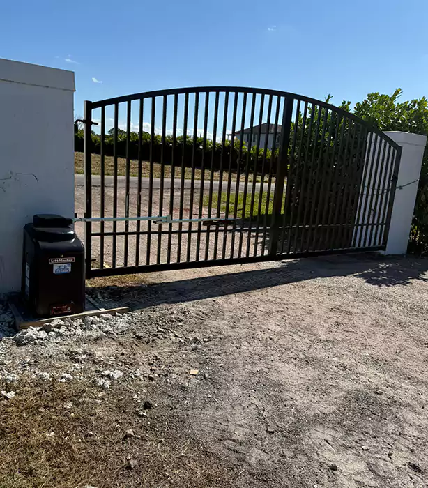 Residential Gate Repair in Oakland, FL