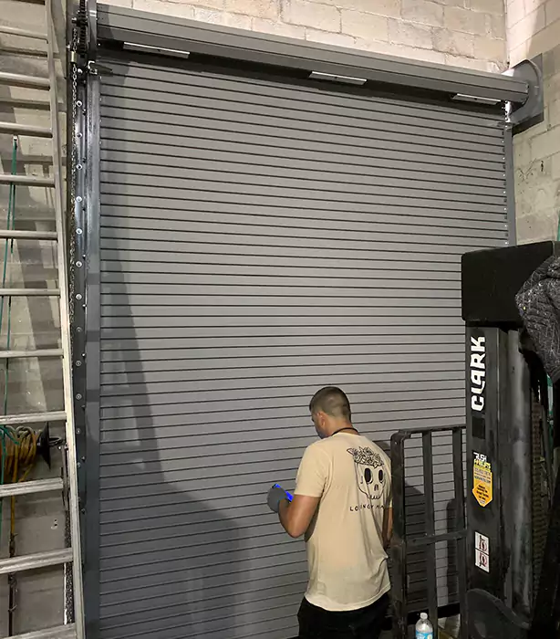 Roll Up Garage Door Replacement in Oakland, FL