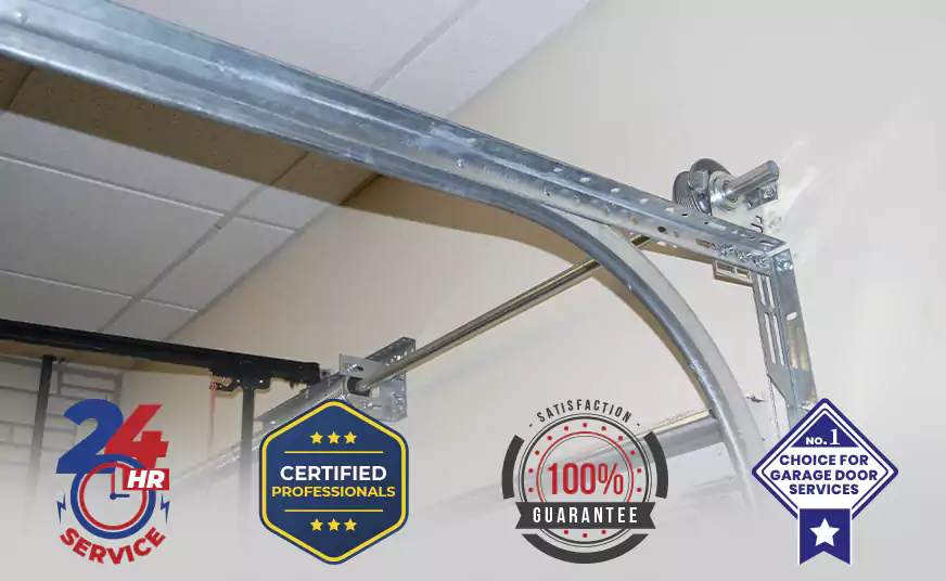 How Much Does a Garage Door Rail Replacement Cost in Oakland, FL?