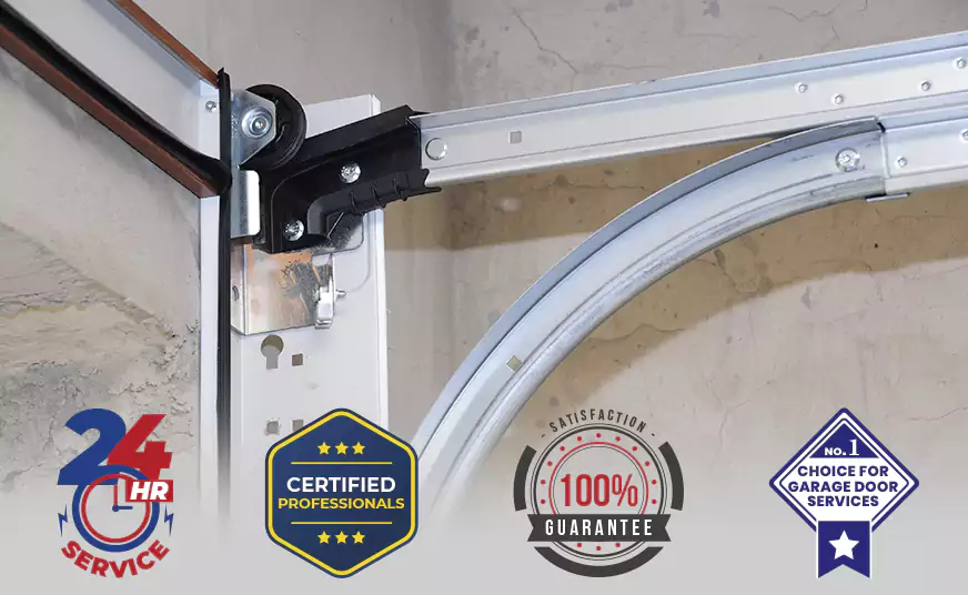 Roller Door Lock Barrel Replacement in Oakland, FL